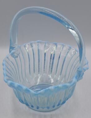 Vintage L.E. SMITH GLASS Ribbed and Scalloped Blue Opalescent Basket